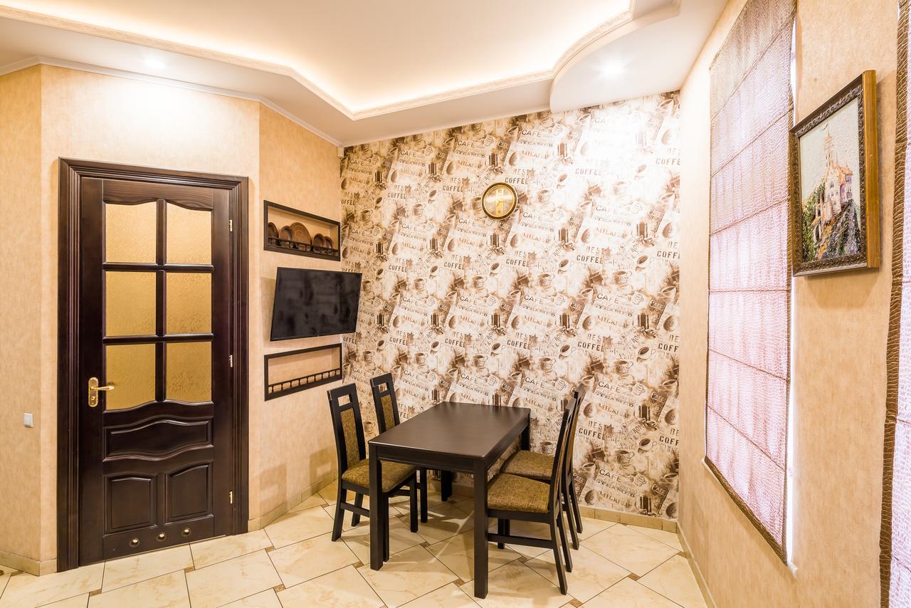 Apartament Аpartments On The Square Of Danylo Halytskyi Lwów Zewnętrze zdjęcie